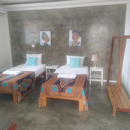 Hotel Kriola Сао Томе Екстериор снимка